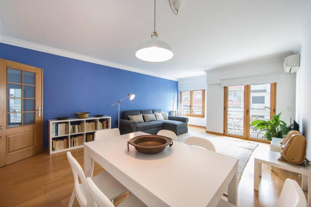 2 Bedroom With Garage Family Wonder Apartment Lissabon